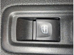 Recambio de mando elevalunas trasero derecho para dacia sandero iii 1.0 tce 90 referencia OEM IAM 254118439R  