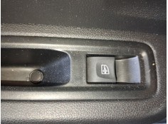 Recambio de mando elevalunas trasero izquierdo para dacia sandero iii 1.0 tce 90 referencia OEM IAM 254118439R  
