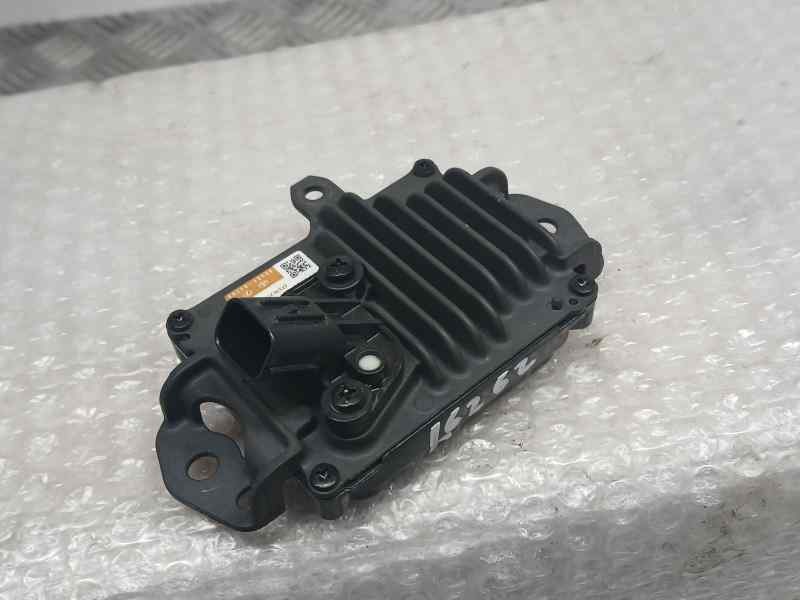Recambio de sensor para toyota corolla (e21) hybrid active referencia OEM IAM 8821033120 2301008013 DENSO SENSOR DE RADAR