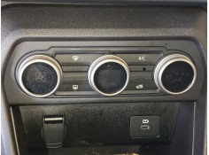 Recambio de mando climatizador para dacia sandero iii 1.0 tce 90 referencia OEM IAM   