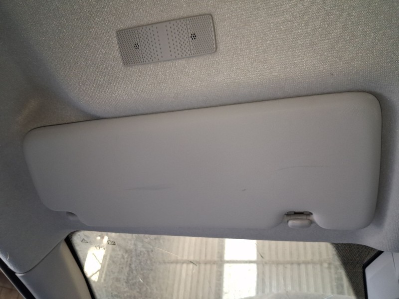 Recambio de parasol izquierdo para dacia sandero iii 1.0 tce 90 referencia OEM IAM 964011680R  