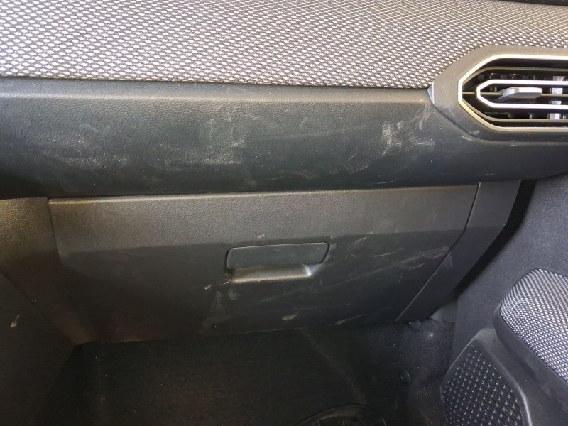 Recambio de guantera para dacia sandero iii 1.0 tce 90 referencia OEM IAM   