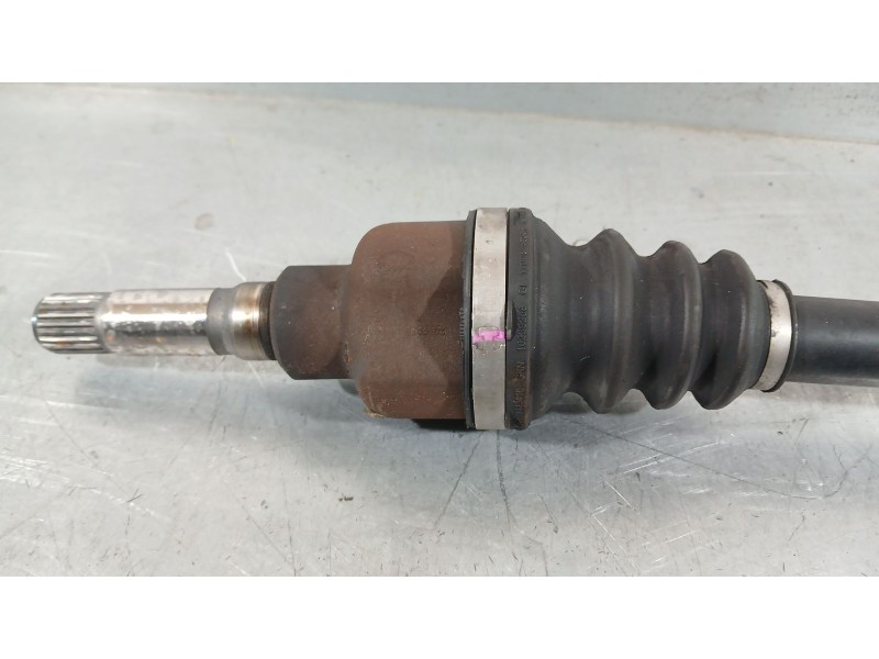 Recambio de transmision delantera derecha para peugeot 208 i (ca_, cc_) 1.2 vti 82 referencia OEM IAM 9803959680  