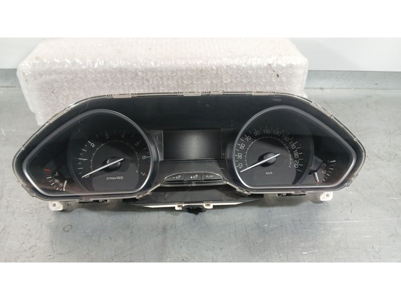 Recambio de cuadro instrumentos para peugeot 208 i (ca_, cc_) 1.2 vti 82 referencia OEM IAM 9825986180  