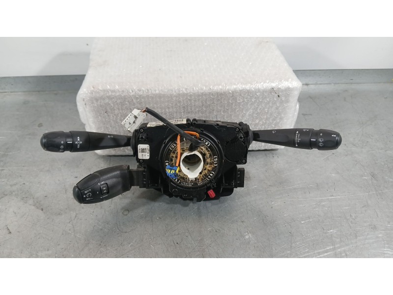 Recambio de mando luces y limpia para peugeot 208 i (ca_, cc_) 1.2 vti 82 referencia OEM IAM 98081767ZD  