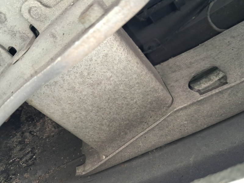 Recambio de refuerzo paragolpes trasero para chevrolet cruze (j300) 2.0 cdi referencia OEM IAM 12776325  