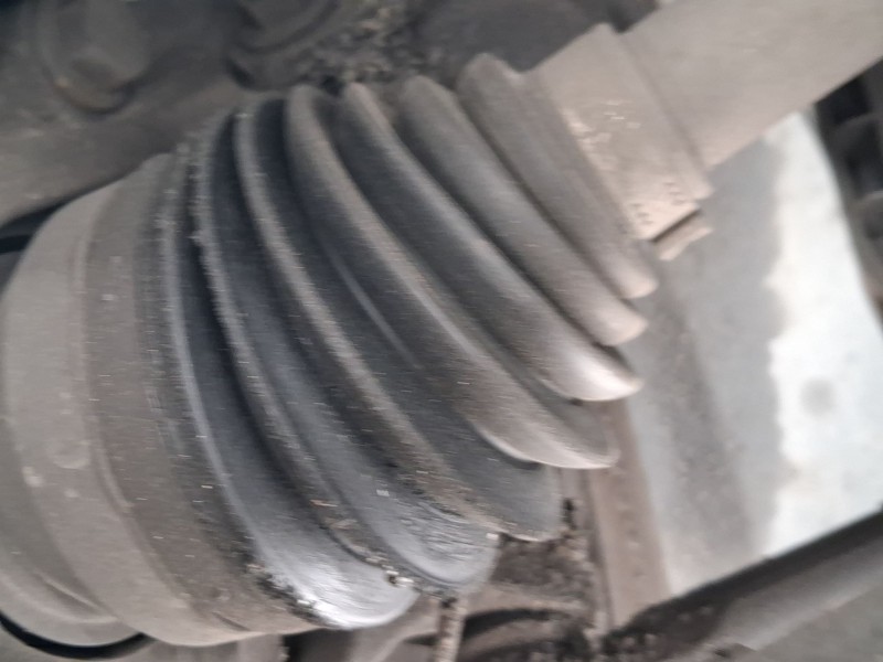 Recambio de transmision delantera derecha para chevrolet cruze (j300) 2.0 cdi referencia OEM IAM 13355111  