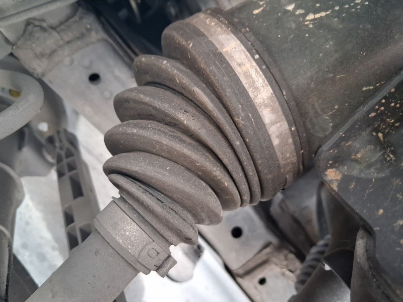 Recambio de transmision delantera derecha para chevrolet cruze (j300) 2.0 cdi referencia OEM IAM 13355111  