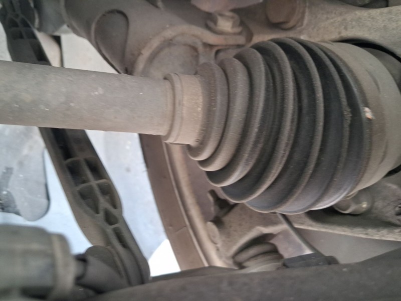 Recambio de transmision delantera izquierda para chevrolet cruze (j300) 2.0 cdi referencia OEM IAM 13355111  