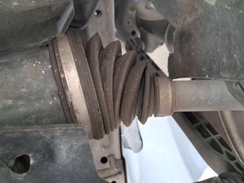Recambio de transmision delantera izquierda para chevrolet cruze (j300) 2.0 cdi referencia OEM IAM 13355111  