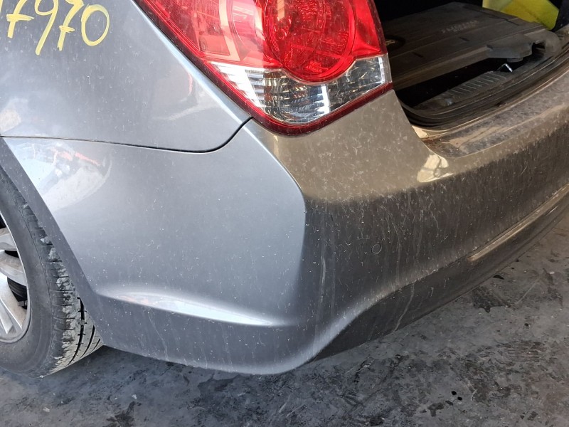 Recambio de paragolpes trasero para chevrolet cruze (j300) 2.0 cdi referencia OEM IAM 95415816 TOCADO 