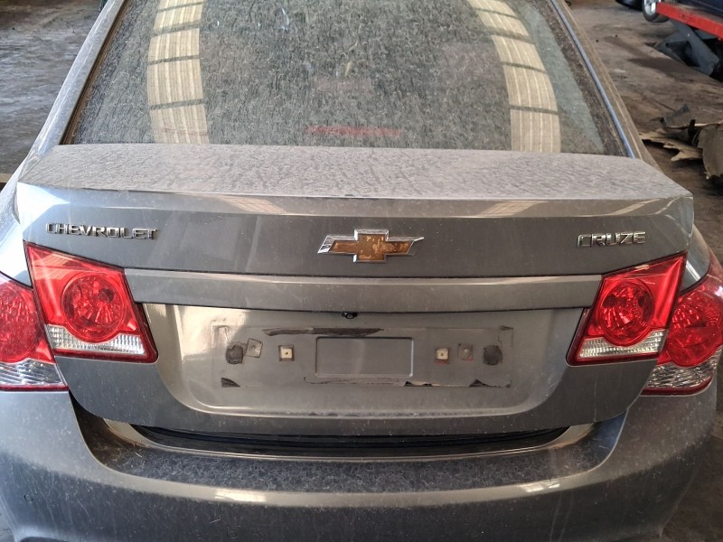 Recambio de tapa maletero para chevrolet cruze (j300) 2.0 cdi referencia OEM IAM 95950847  