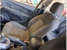 Recambio de asiento delantero derecho para chevrolet cruze (j300) 2.0 cdi referencia OEM IAM   