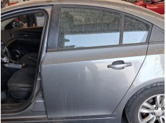 Recambio de puerta trasera izquierda para chevrolet cruze (j300) 2.0 cdi referencia OEM IAM 95987763  