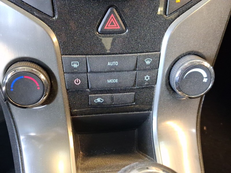 Recambio de mando climatizador para chevrolet cruze (j300) 2.0 cdi referencia OEM IAM   