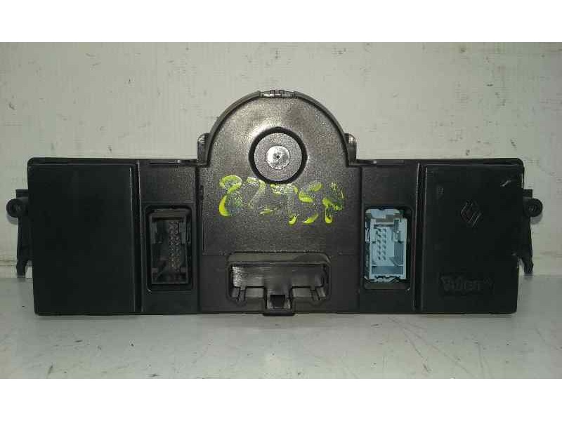 Recambio de mando climatizador para renault megane ii berlina 3p confort dynamique referencia OEM IAM 69340005 820007052 VALEO