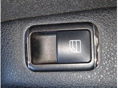 Recambio de mando elevalunas trasero derecho para mercedes-benz clase c (w204) c 220 cdi (204.008) referencia OEM IAM A204905820