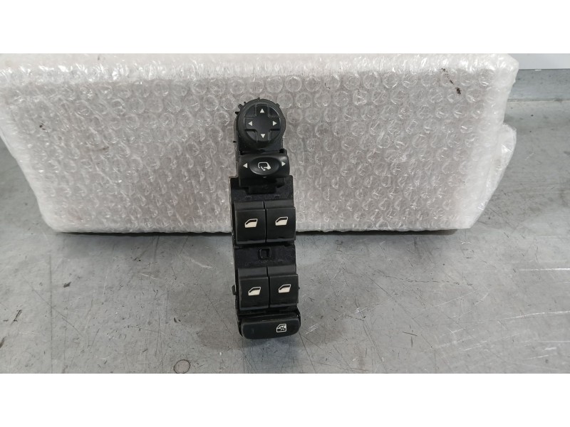 Recambio de mando elevalunas delantero izquierdo para peugeot 2008 i (cu_) 1.2 thp 110 / puretech 110 referencia OEM IAM 9674962
