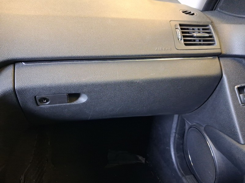 Recambio de guantera para mercedes-benz clase c (w204) c 220 cdi (204.008) referencia OEM IAM A2046800010  