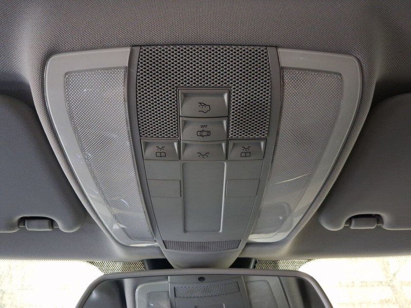 Recambio de luz interior para mercedes-benz clase c (w204) c 220 cdi (204.008) referencia OEM IAM A20482020019051  