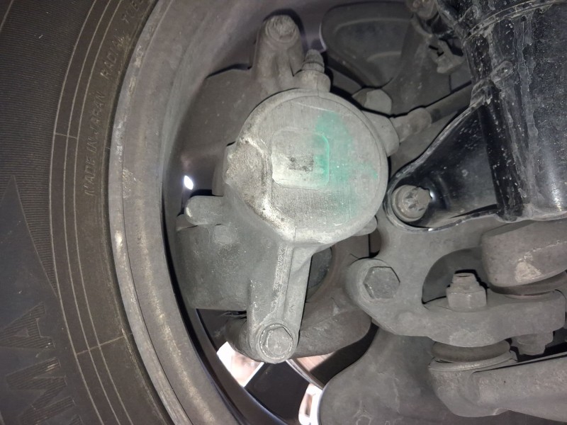Recambio de pinza freno delantera izquierda para mercedes-benz clase c (w204) c 220 cdi (204.008) referencia OEM IAM A2044212381