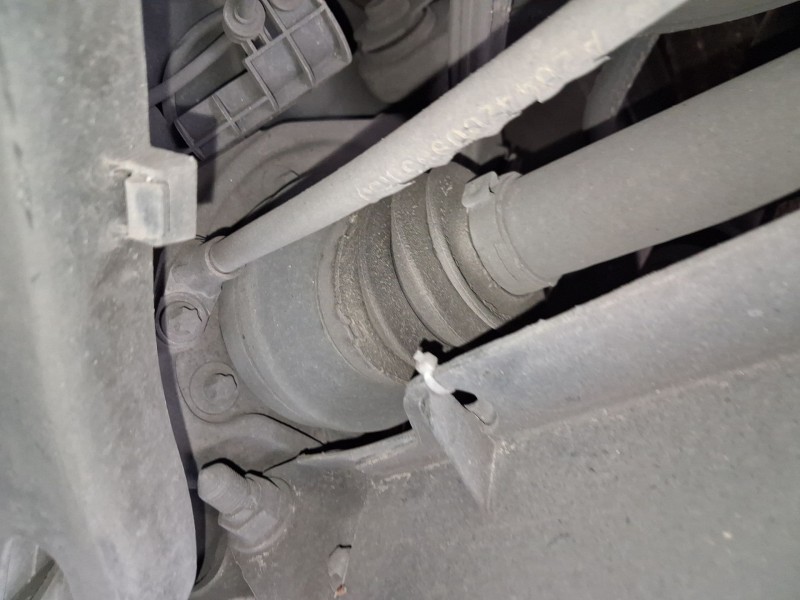 Recambio de transmision trasera derecha para mercedes-benz clase c (w204) c 220 cdi (204.008) referencia OEM IAM A2043508123  