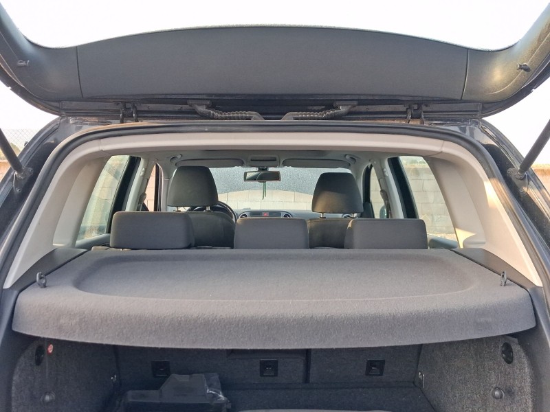 Recambio de bandeja trasera para volkswagen tiguan (5n_) 2.0 tdi referencia OEM IAM 5N0867769M7T8  
