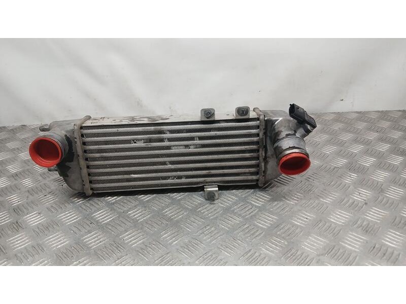 Recambio de intercooler para kia cee´d active referencia OEM IAM 282702A610 MODINE 6714315