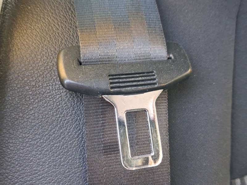 Recambio de cinturon seguridad trasero derecho para volkswagen tiguan (5n_) 2.0 tdi referencia OEM IAM 5N0857806RAA  