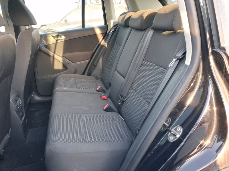 Recambio de asientos traseros para volkswagen tiguan (5n_) 2.0 tdi referencia OEM IAM   