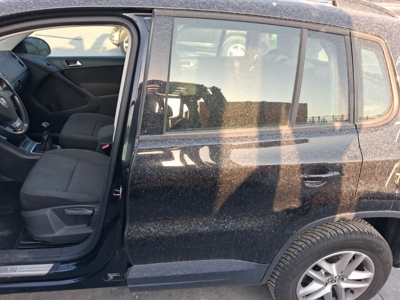 Recambio de puerta trasera izquierda para volkswagen tiguan (5n_) 2.0 tdi referencia OEM IAM 5N0833055A  