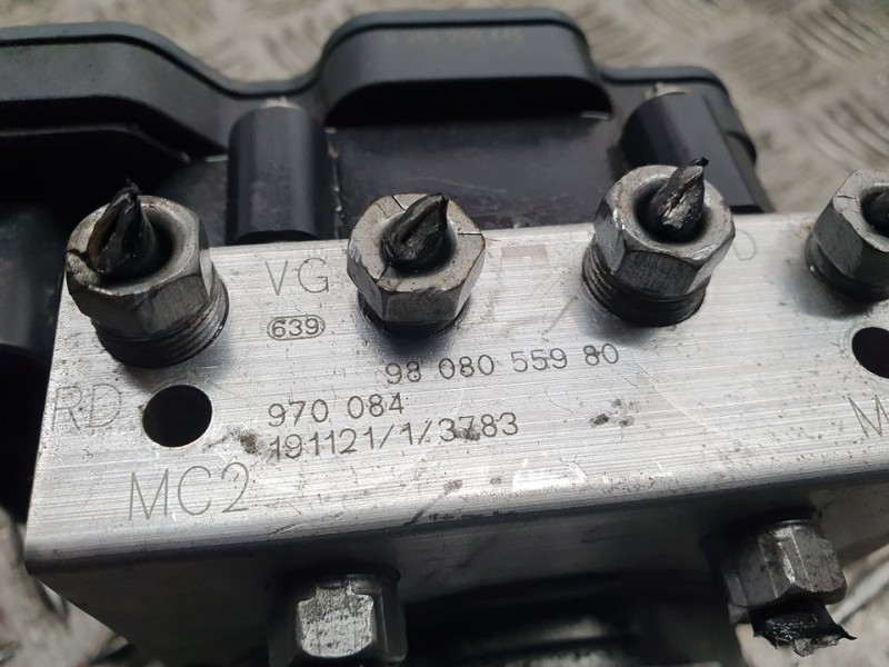 Recambio de abs para peugeot traveller autobus referencia OEM IAM 9808055980 970084 