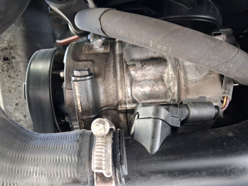 Recambio de compresor aire acondicionado para volkswagen tiguan (5n_) 2.0 tdi referencia OEM IAM 1K0820808F  