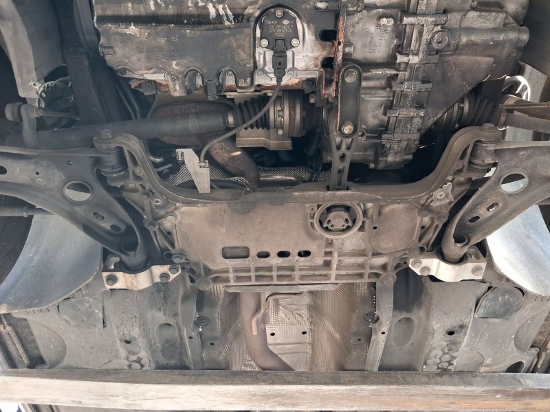 Recambio de puente delantero para volkswagen tiguan (5n_) 2.0 tdi referencia OEM IAM 3C0199313BB  