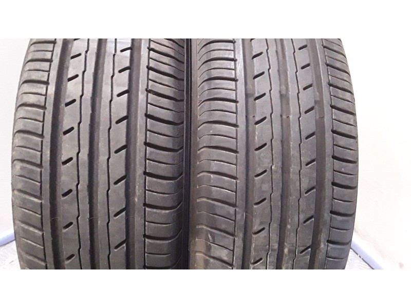 Recambio de neumatico pareja para neumaticos reutilizados - referencia OEM IAM 185601584H YOKOHAMA 185/60/15/84H