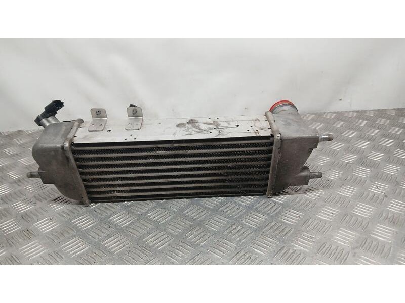 Recambio de intercooler para kia cee´d active referencia OEM IAM 282702A610 MODINE 6714315