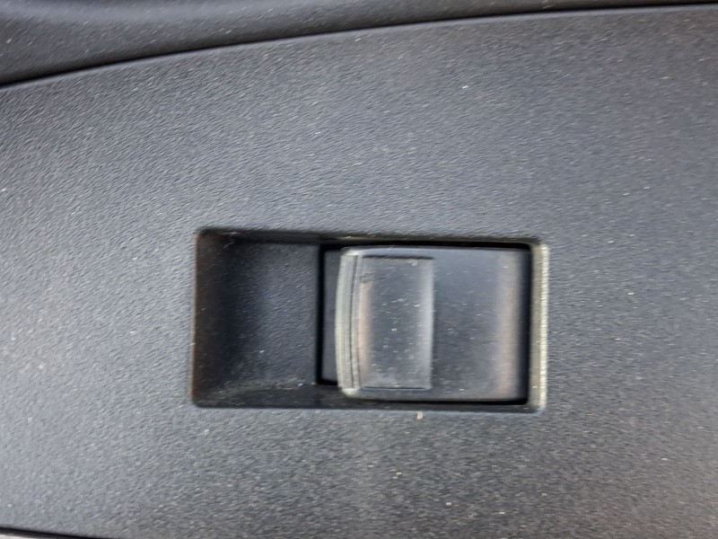 Recambio de mando elevalunas delantero derecho para toyota rav 4 iii (_a3_) 2.0 4wd (aca30_) referencia OEM IAM 848100D030  