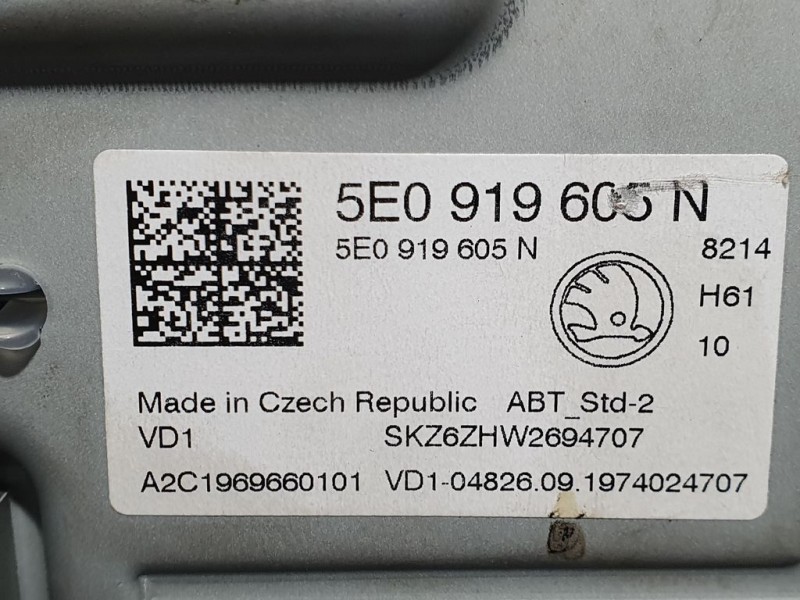 Recambio de sistema navegacion gps para skoda octavia lim. (5e3) active referencia OEM IAM 5E0919605N A2C1969660101 