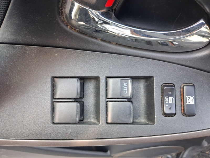 Recambio de mando elevalunas delantero izquierdo para toyota rav 4 iii (_a3_) 2.0 4wd (aca30_) referencia OEM IAM 8482012520  