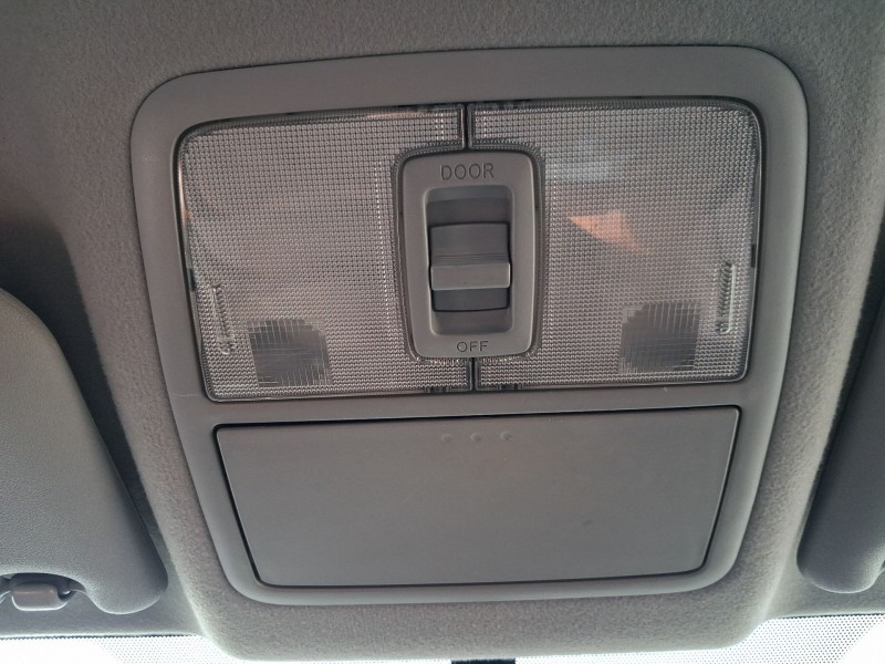 Recambio de luz interior para toyota rav 4 iii (_a3_) 2.0 4wd (aca30_) referencia OEM IAM 8126042061B0  