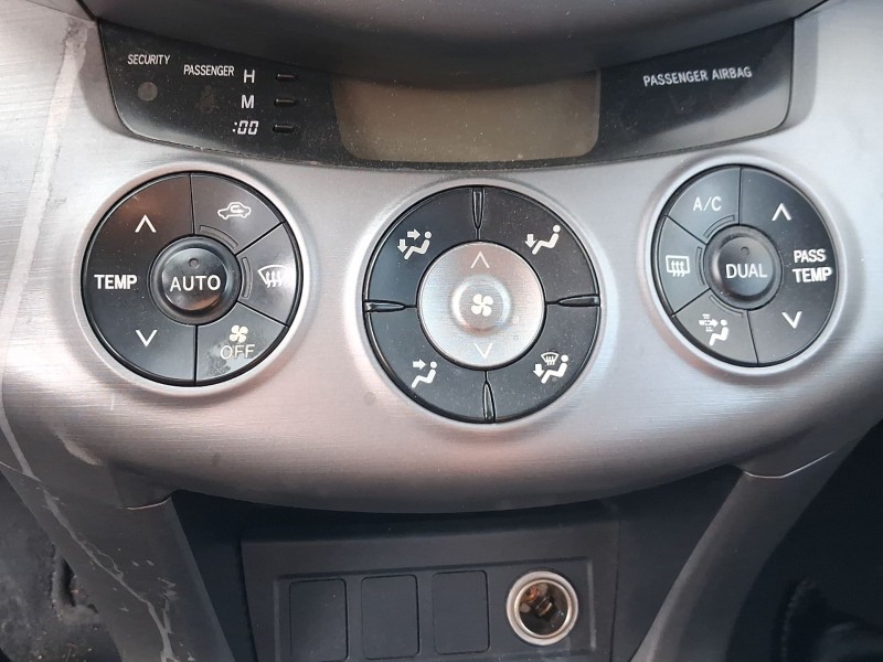Recambio de mando climatizador para toyota rav 4 iii (_a3_) 2.0 4wd (aca30_) referencia OEM IAM   