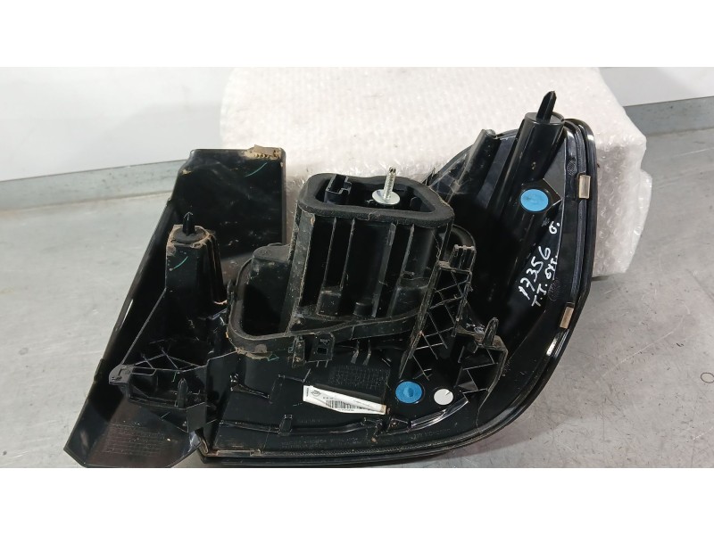 Recambio de piloto trasero izquierdo exterior para opel corsa f (p2jo) 1.2 (68) referencia OEM IAM 9829317380  