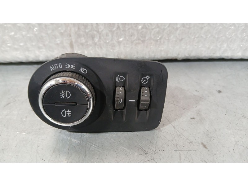 Recambio de mando luces para opel corsa f (p2jo) 1.2 (68) referencia OEM IAM 39201661  