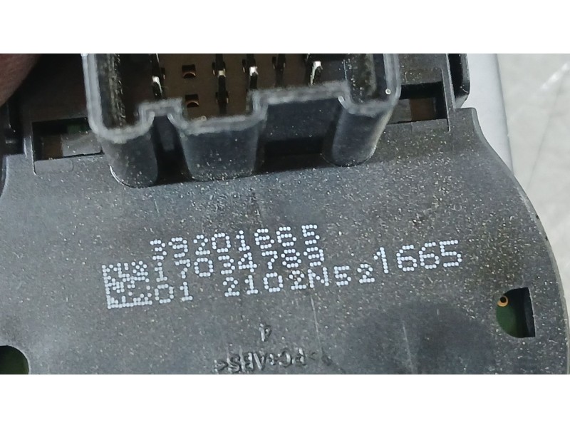 Recambio de mando luces para opel corsa f (p2jo) 1.2 (68) referencia OEM IAM 39201661  