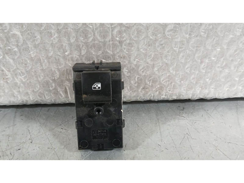 Recambio de mando elevalunas delantero derecho para opel karl (c16) 1.0 referencia OEM IAM 95407143  