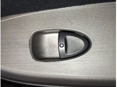 MANDO ELEVALUNAS TRASERO DERECHO 35770SMGE02 