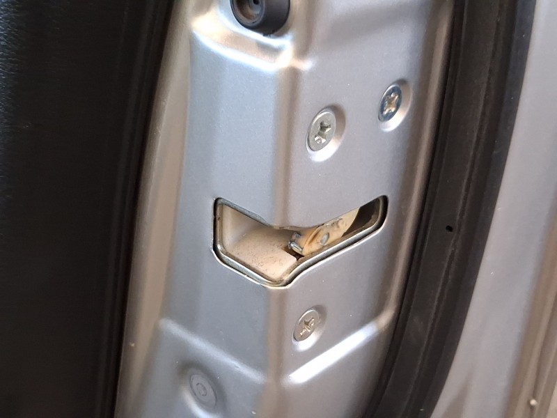 Recambio de cerradura puerta delantera derecha para honda civic viii hatchback (fn, fk) 1.8 (fn1, fk2) referencia OEM IAM 72110S