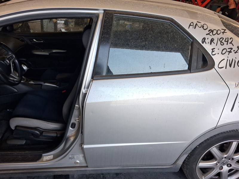 Recambio de puerta trasera izquierda para honda civic viii hatchback (fn, fk) 1.8 (fn1, fk2) referencia OEM IAM 67550SMGE00ZZ  