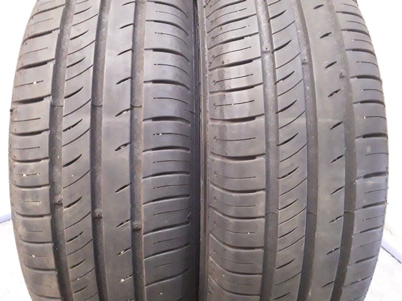 Recambio de neumatico pareja para neumaticos reutilizados - referencia OEM IAM 185651588H KUMHO 185/65/15/88H