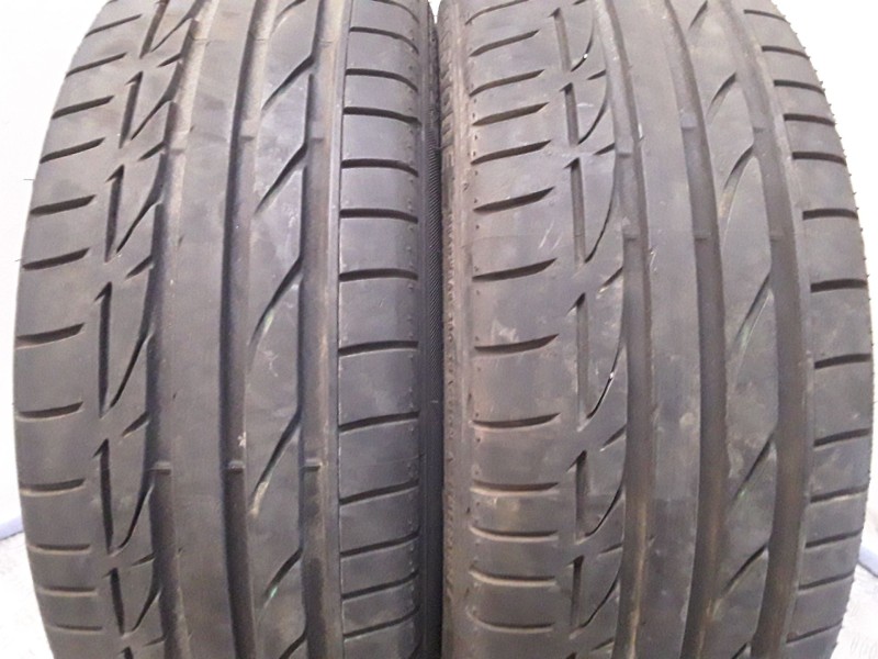 Recambio de neumatico pareja para neumaticos reutilizados - referencia OEM IAM 205451784W BRIDGESTONE 205/45/17/84W